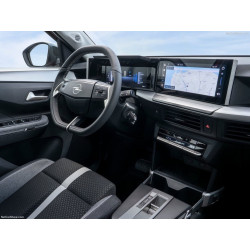Opel Fronteira